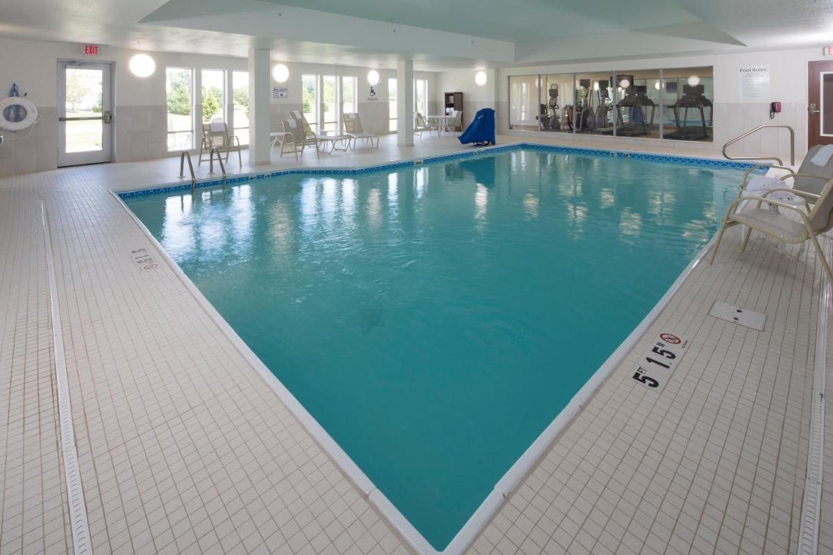 Holiday Inn Express & Suites Port Huron by IHG - Housity
