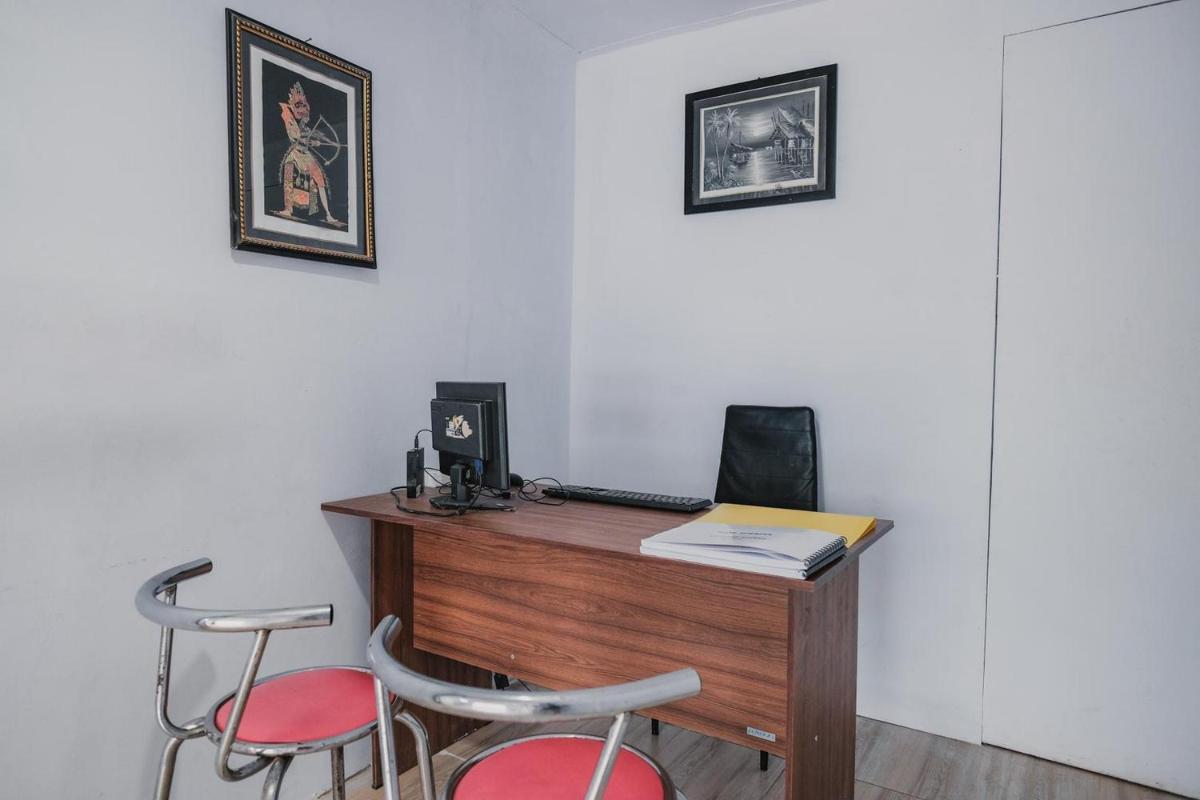 RedDoorz near Jalan Soeprapto Bengkulu - Housity