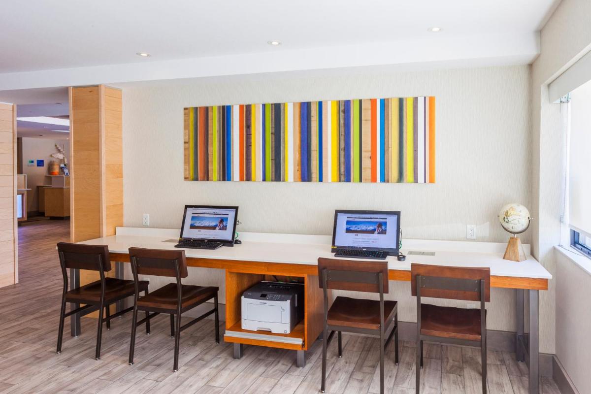 Holiday Inn Express Hotel & Suites Saint John Harbour Side by IHG - Housity