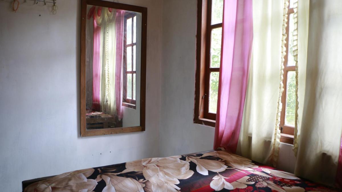 Homestay Jemiran - Housity