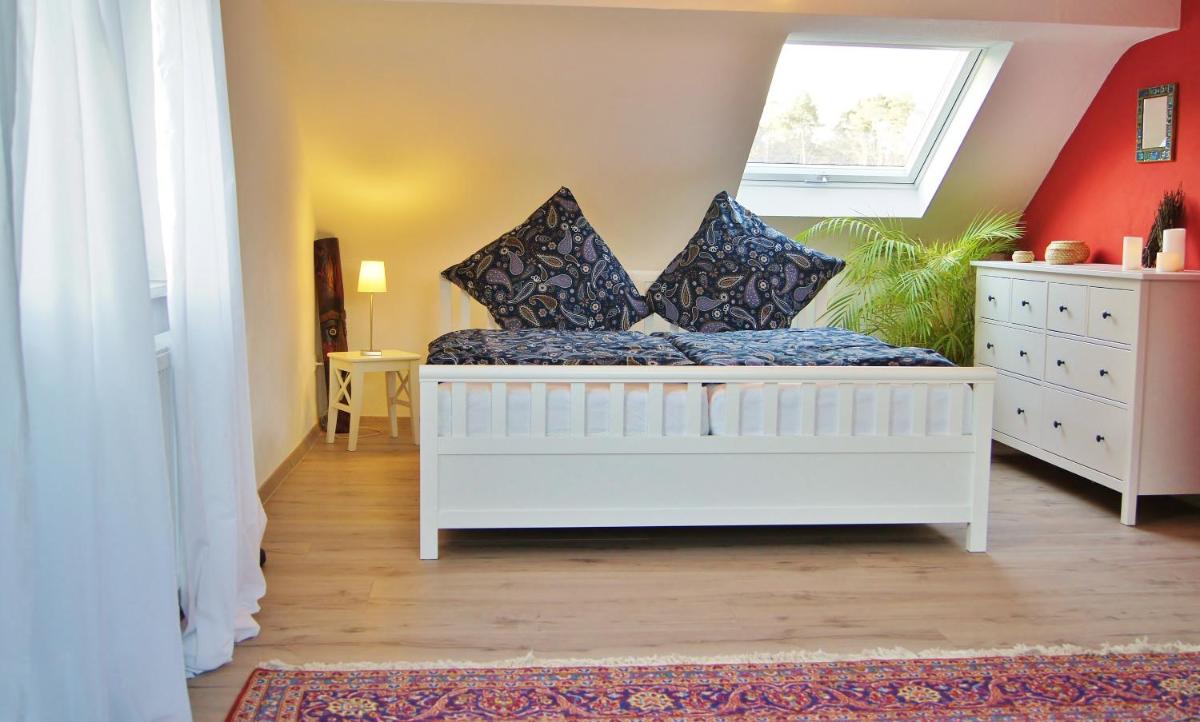 Schöne, große Ferienwohnung in Waldenbuch, nahe Stuttgart Messe, Böblingen, Sindelfingen - Housity