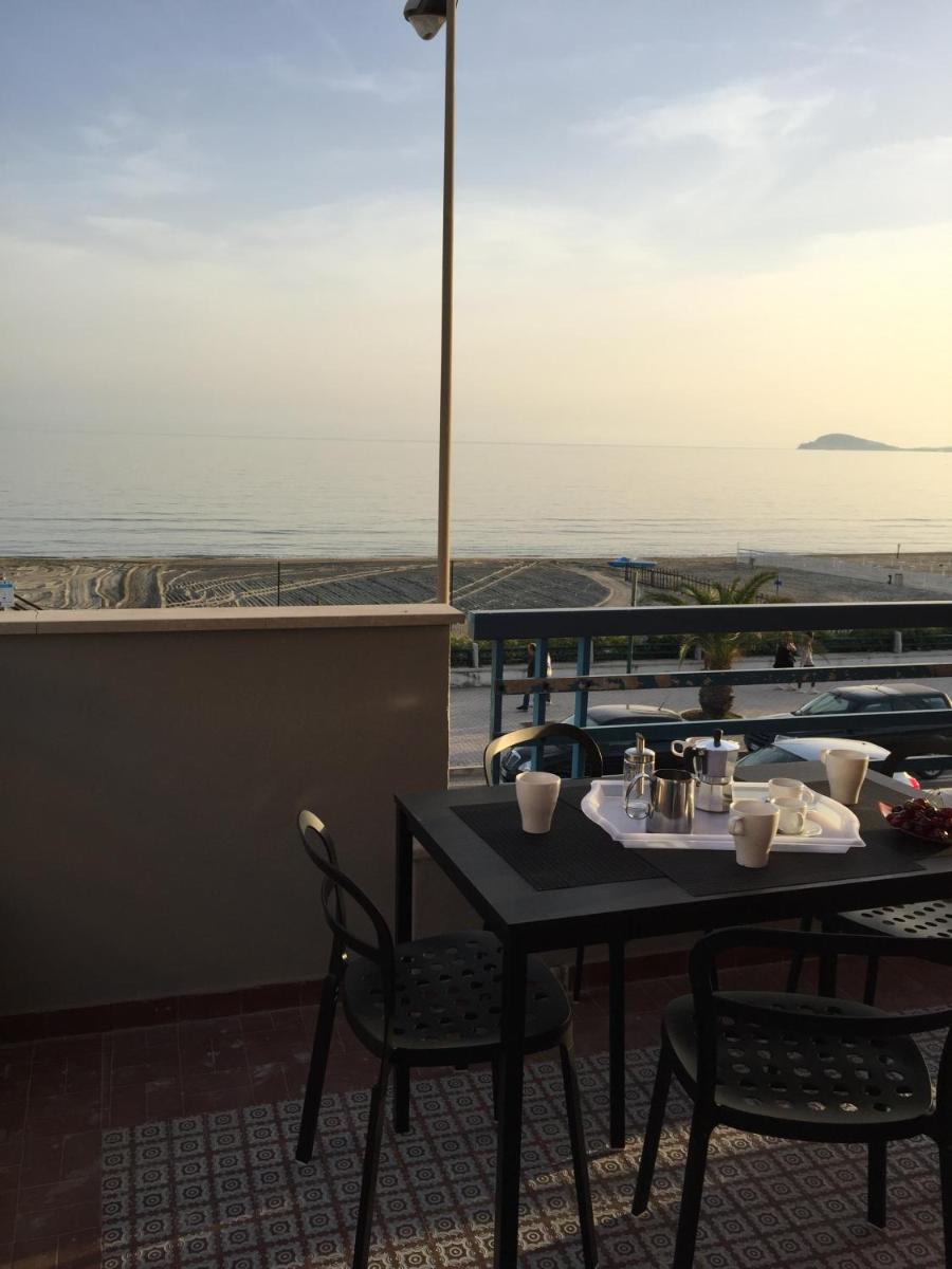 Suitetrails - Ventotene Apartment