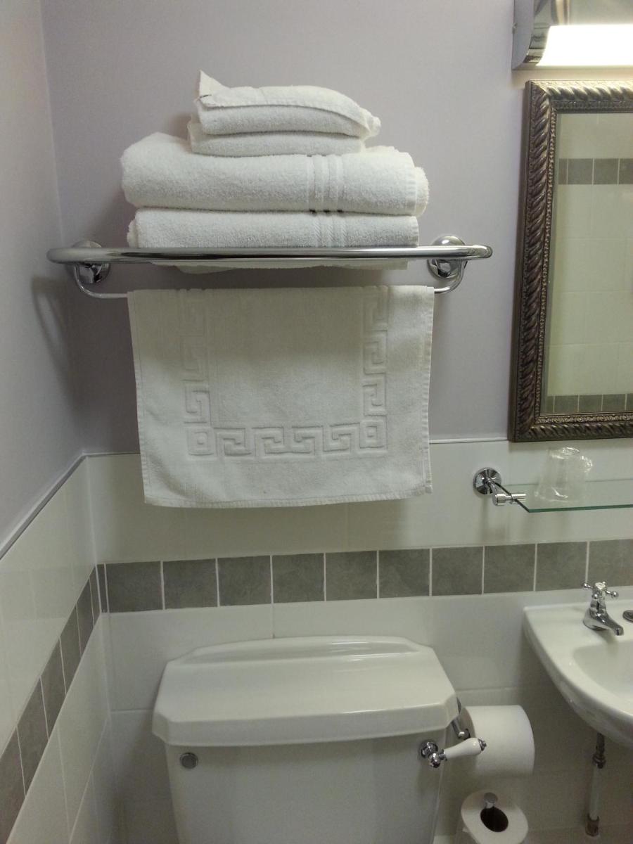 Punch House Monmouth - Housity