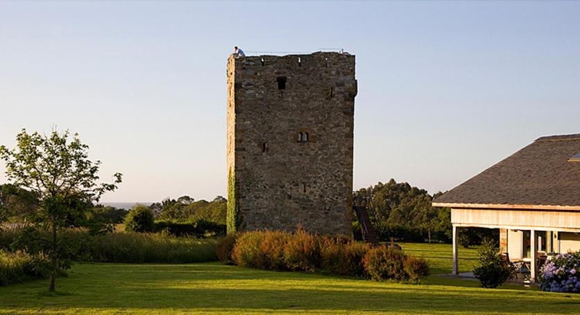 Hotel Torre De Villademoros - Housity