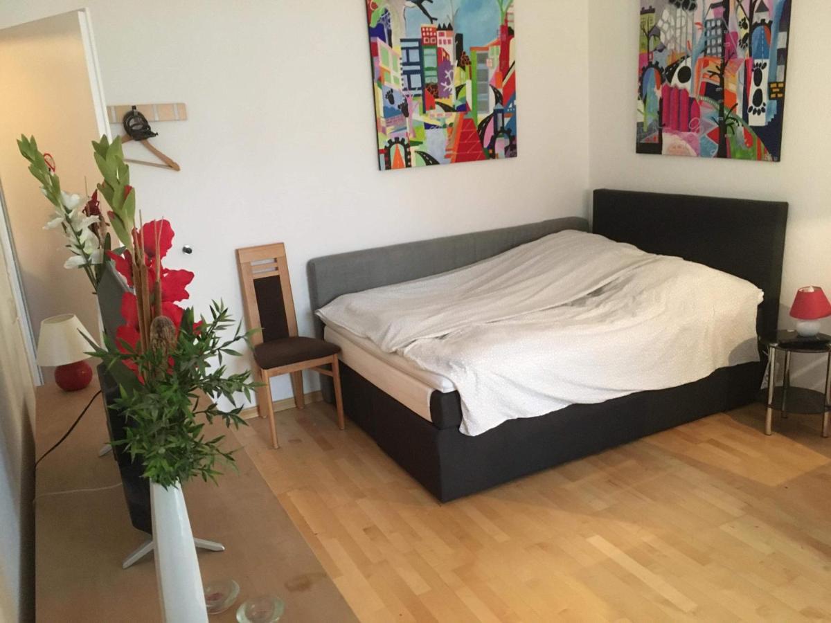 Suitetrails - 1-Zimmer-Apartment mitten im Friedrichshain