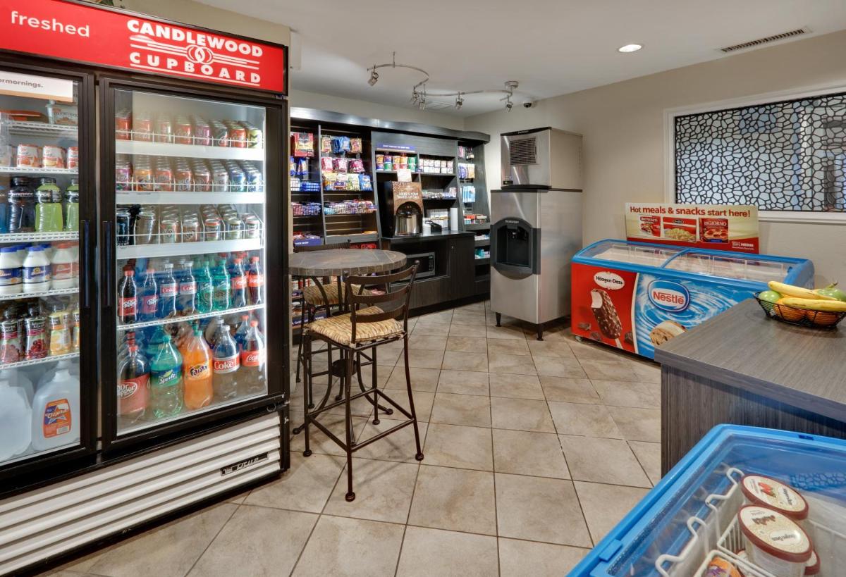 Candlewood Suites Dallas Market Center-Love Field, an IHG Hotel - Housity