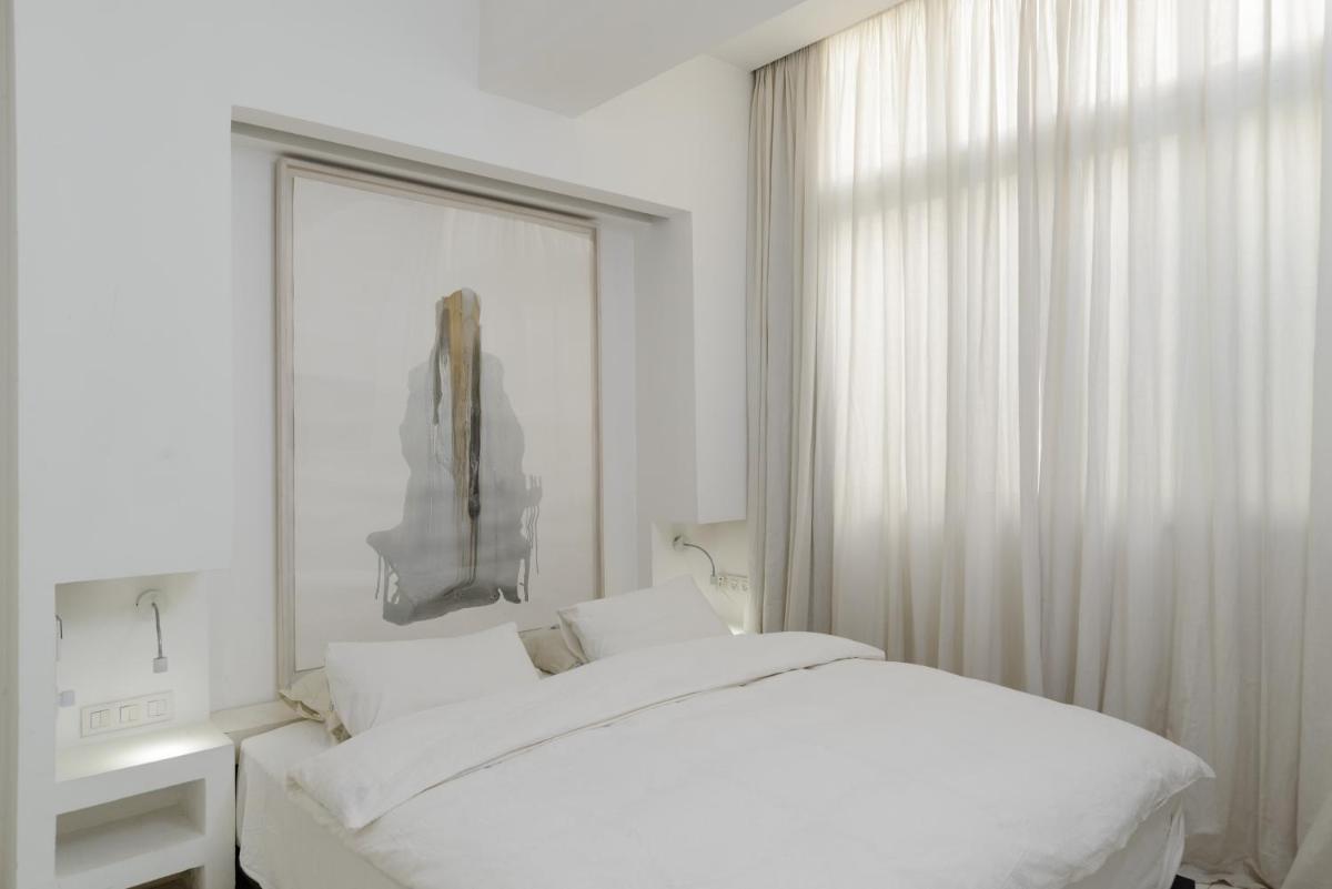 Suitetrails - Gordon Beach Luxury Apartment
