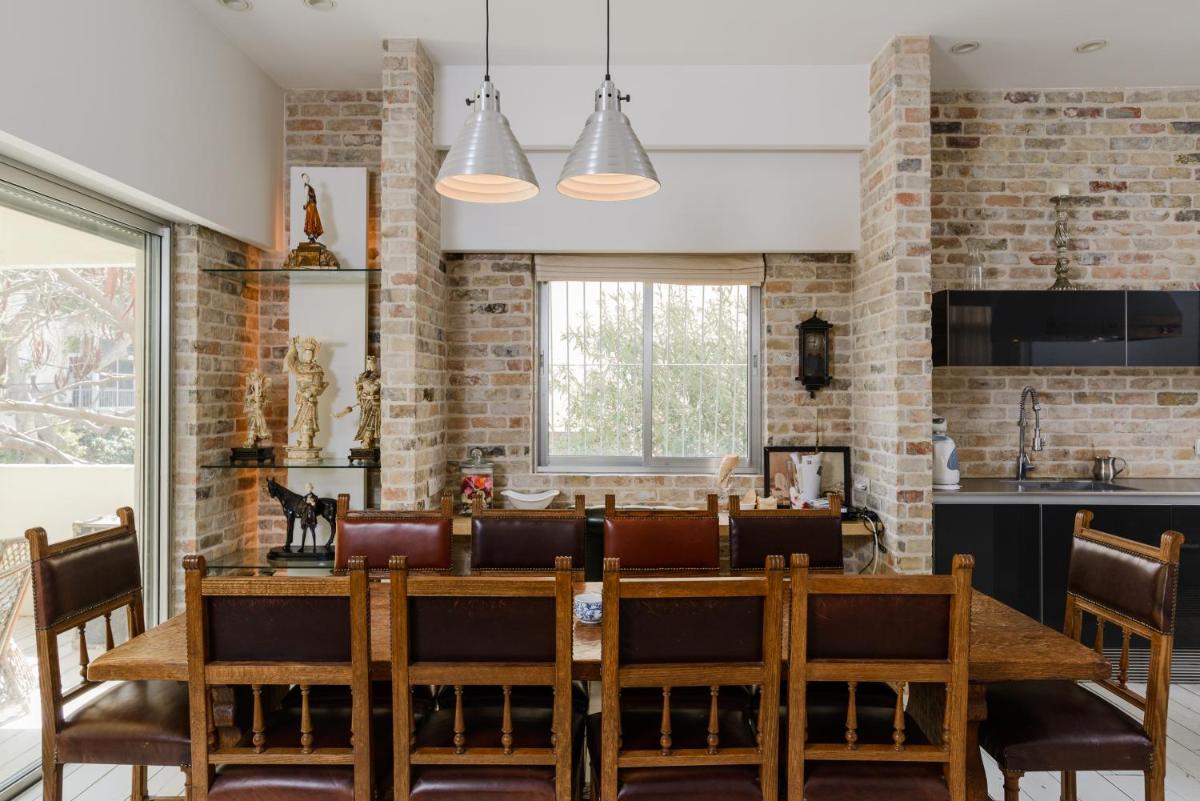 Suitetrails - Gordon Beach Luxury Apartment