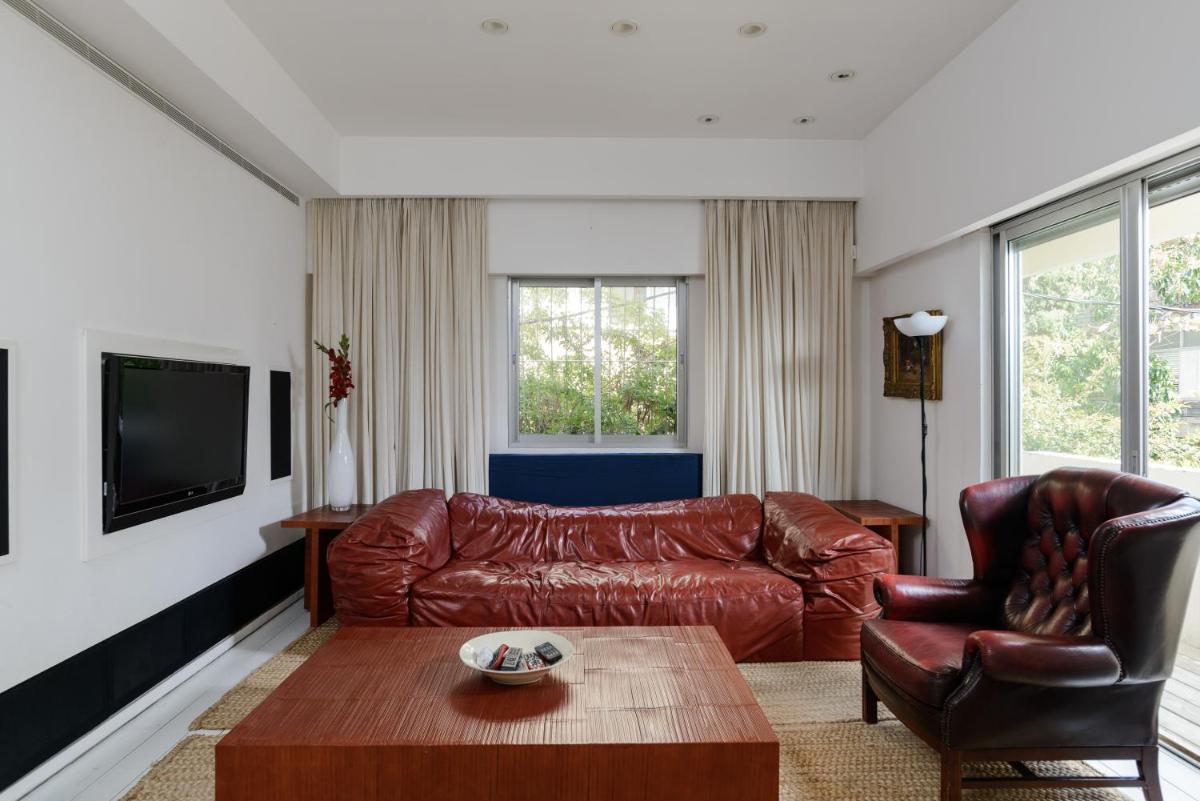 Suitetrails - Gordon Beach Luxury Apartment