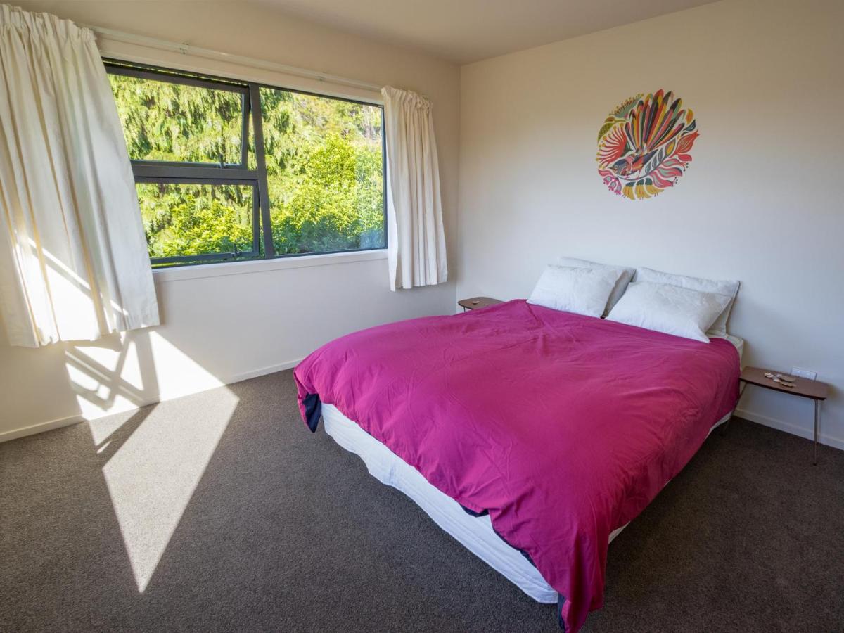 Tapu Bay Treasure - Kaiteriteri Holiday Home - Hizvo