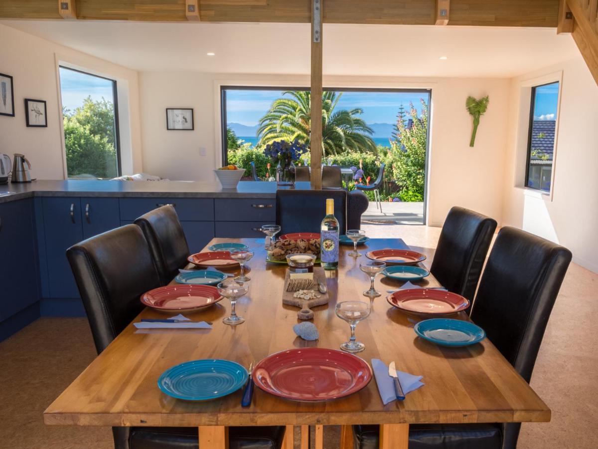 Tapu Bay Treasure - Kaiteriteri Holiday Home - Hizvo