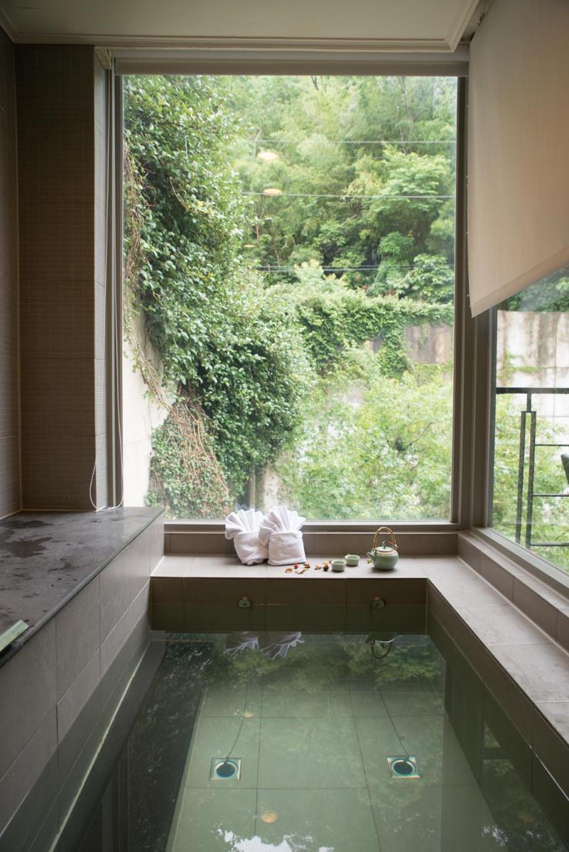 Cedarwood Villa - Housity
