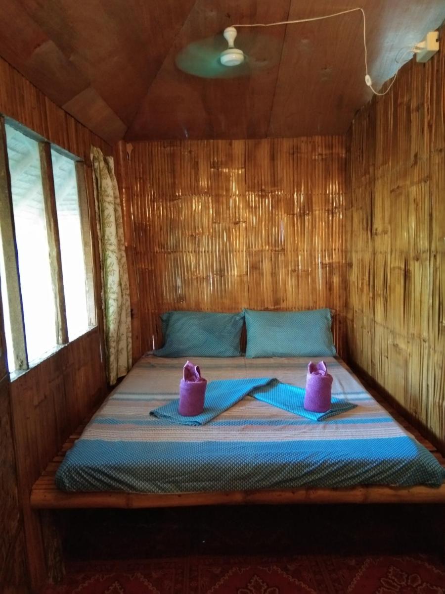 Happy Bear Moalboal Traditional Hut - Housity