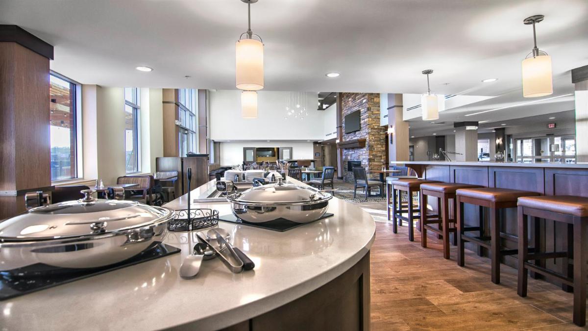 Staybridge Suites Marquette by IHG - Housity