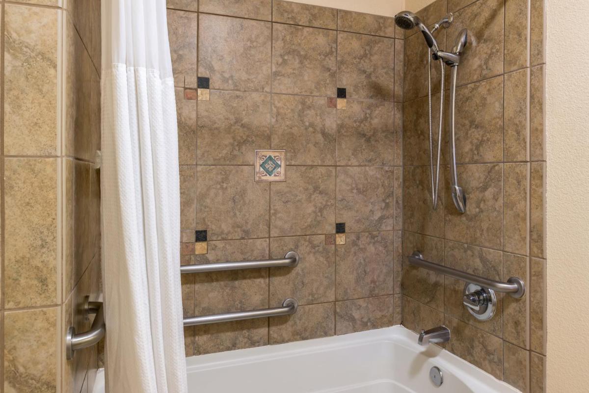 Staybridge Suites Las Cruces, an IHG Hotel - Housity