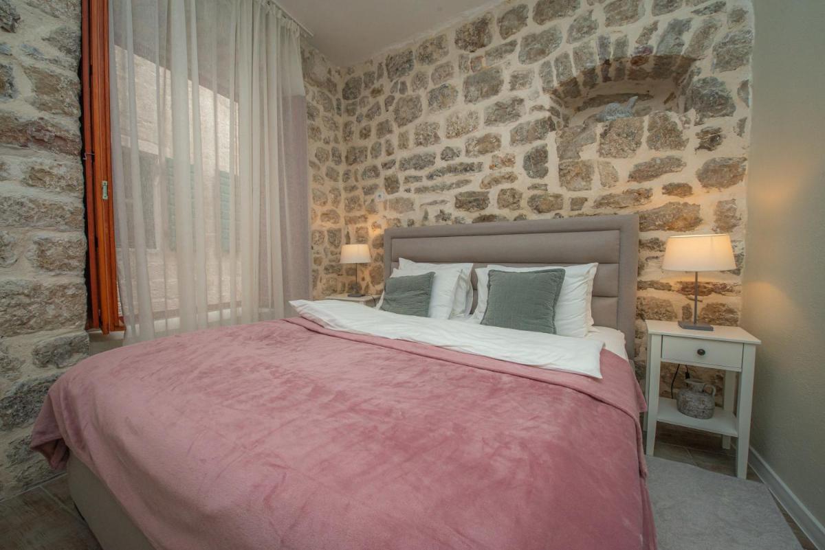 Antika Guesthouse - Housity
