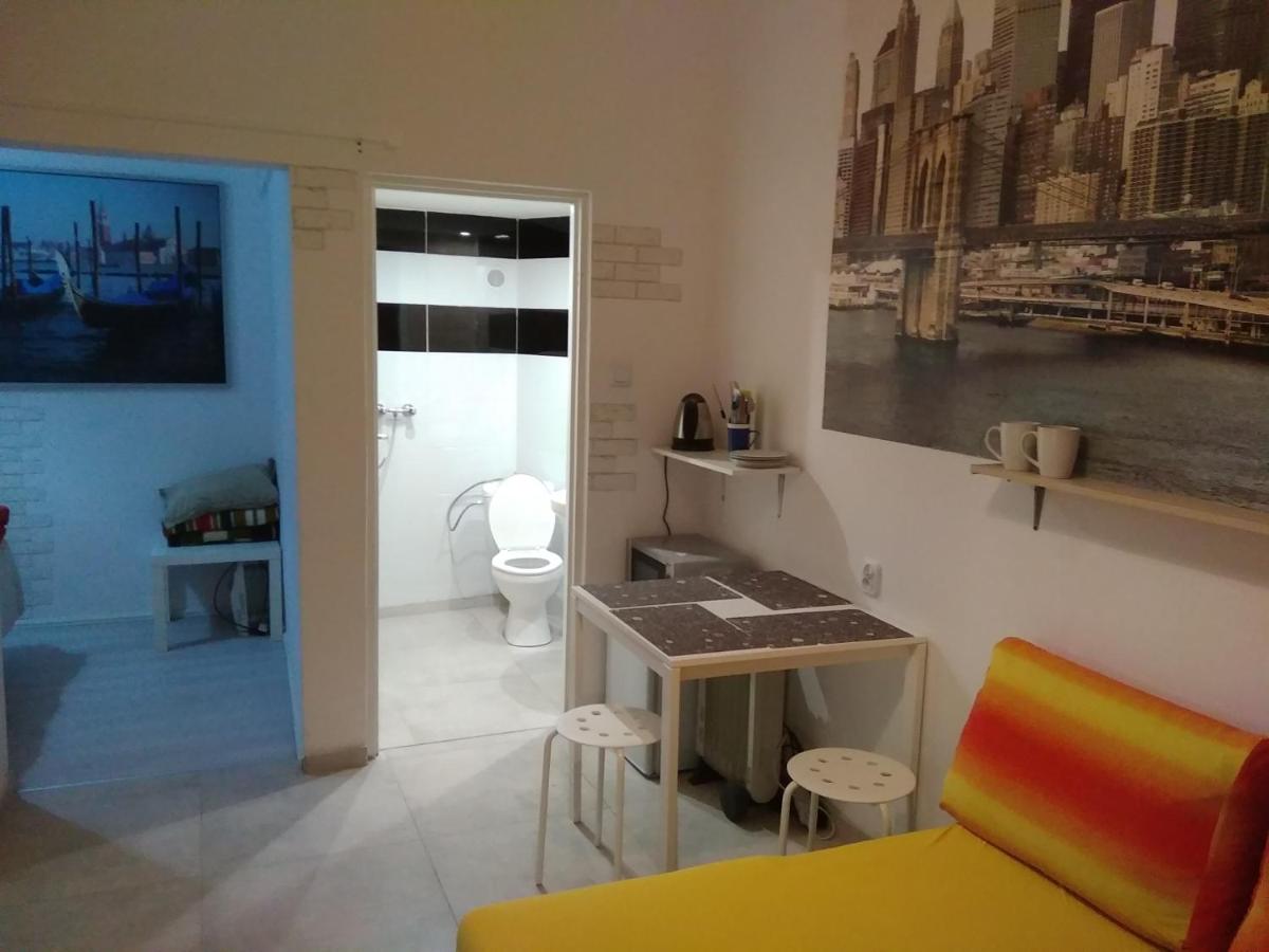 APARTAMENT PRZY PARKU NOCLEGI P?OCK - Housity