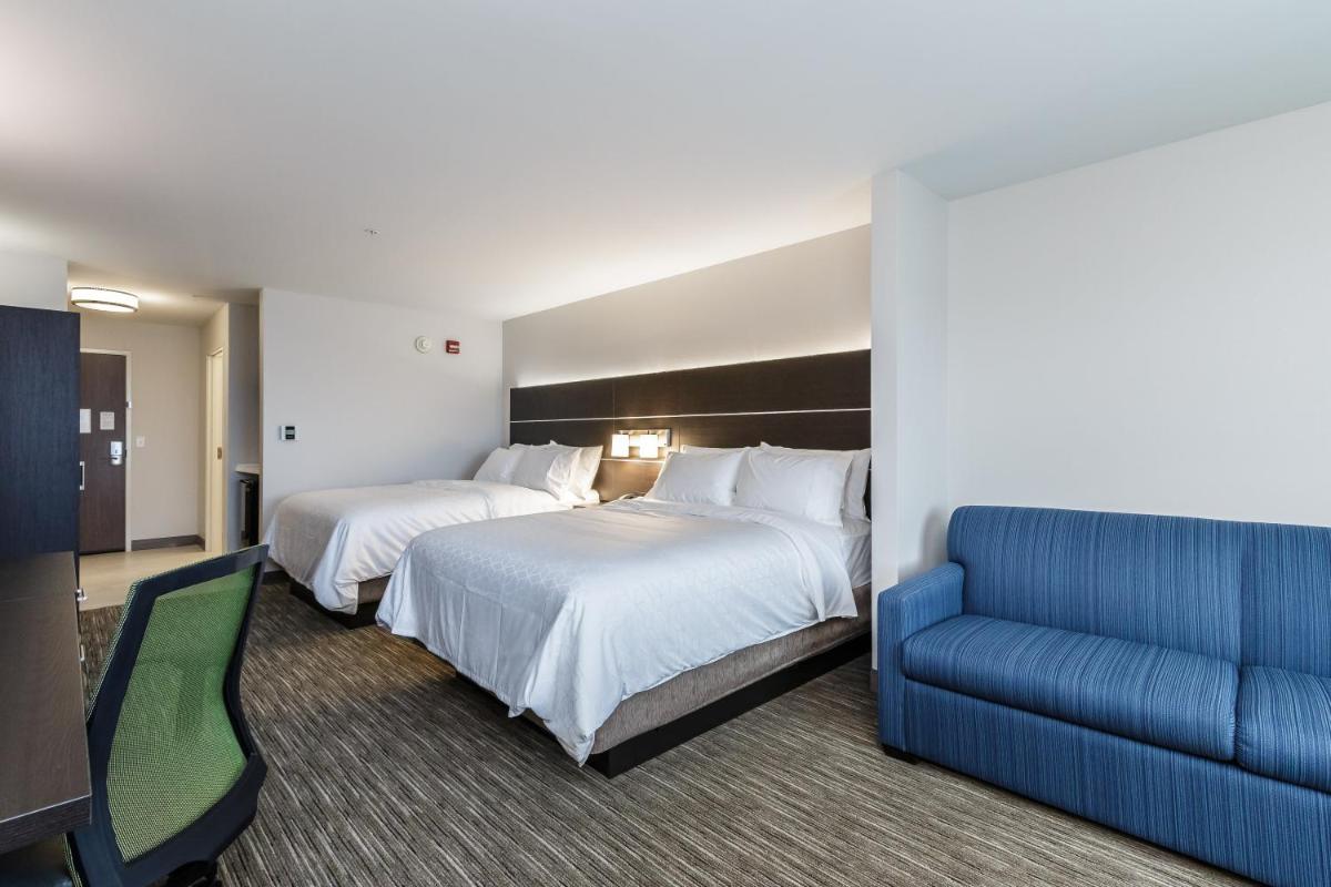 Holiday Inn Express & Suites- South Bend Casino by IHG - Housity