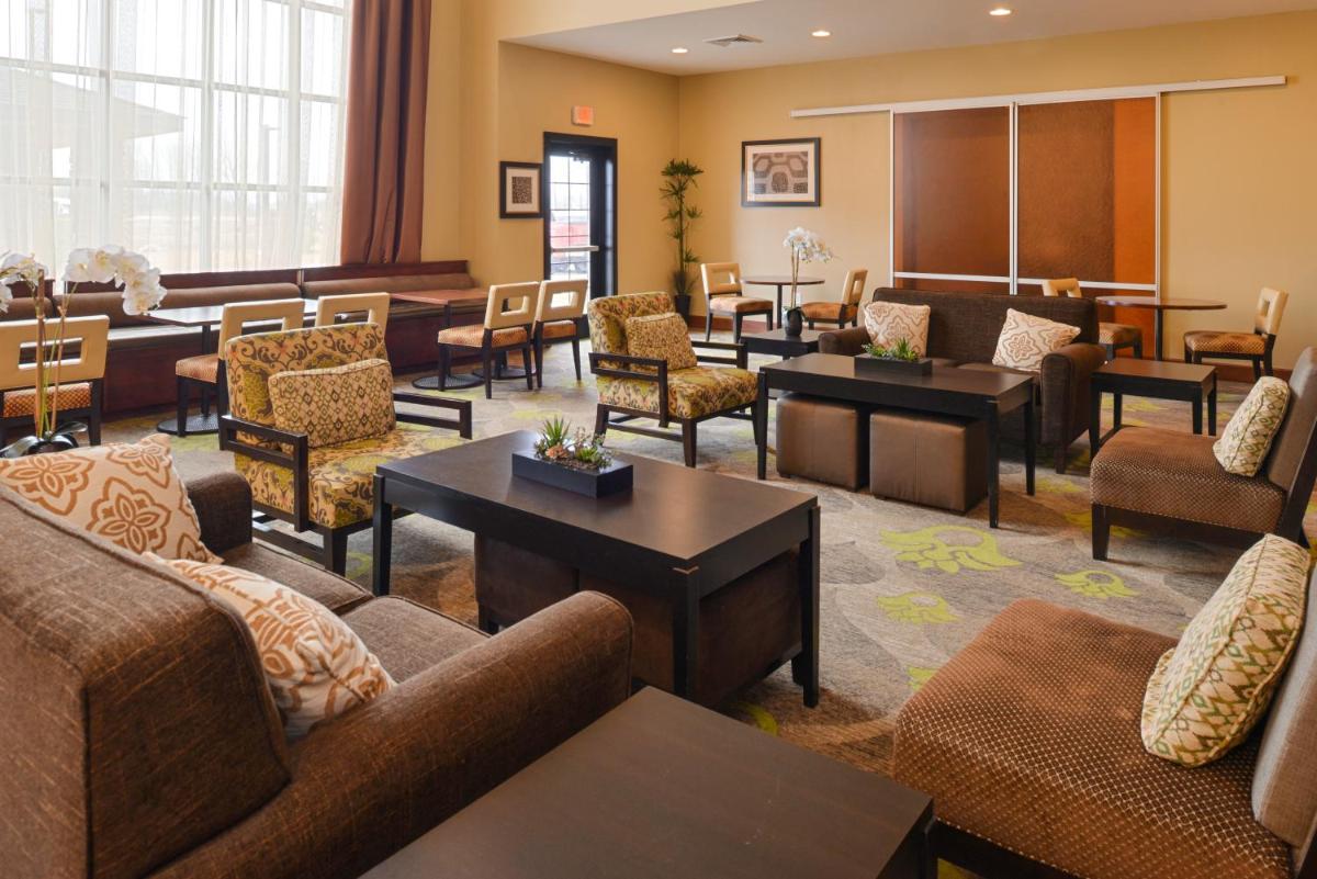 Staybridge Suites Merrillville, an IHG Hotel - Housity