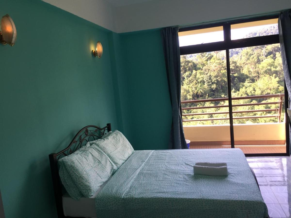 2 bedroom Paul D2-702 Kempas serene apartment - Hizvo