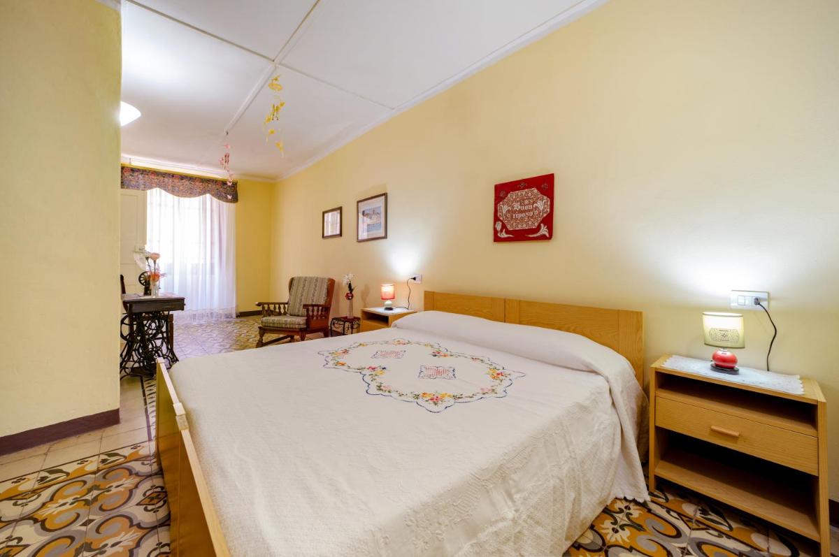 Rosa Lentorada - Housity