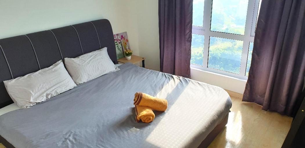 The holmes residence 6 8 pax bandar tun razak kl city - Housity