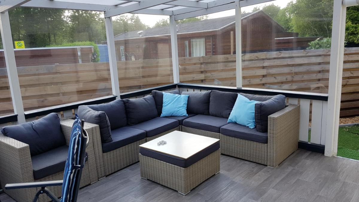 Modern, compleet en recreatief chalet 22-15 - Housity
