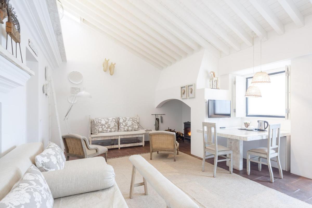 Uma área de estar em Torre de Palma Wine Hotel, Monforte, a Member of Design Hotels