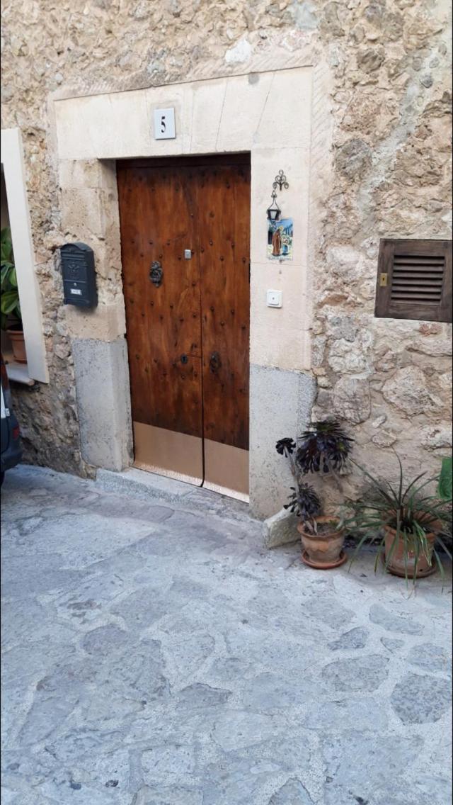 Casa Vell de Valldemossa - Housity
