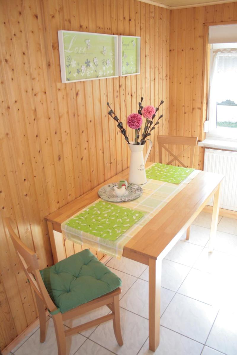 Ferienhäuser Ohratalsperre - Housity