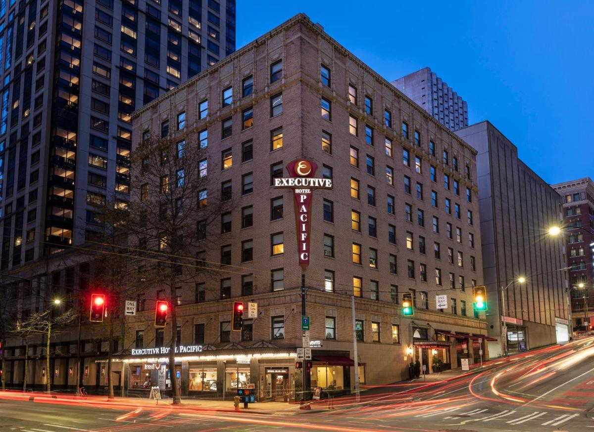 Executive Hotel Pacific - Housity