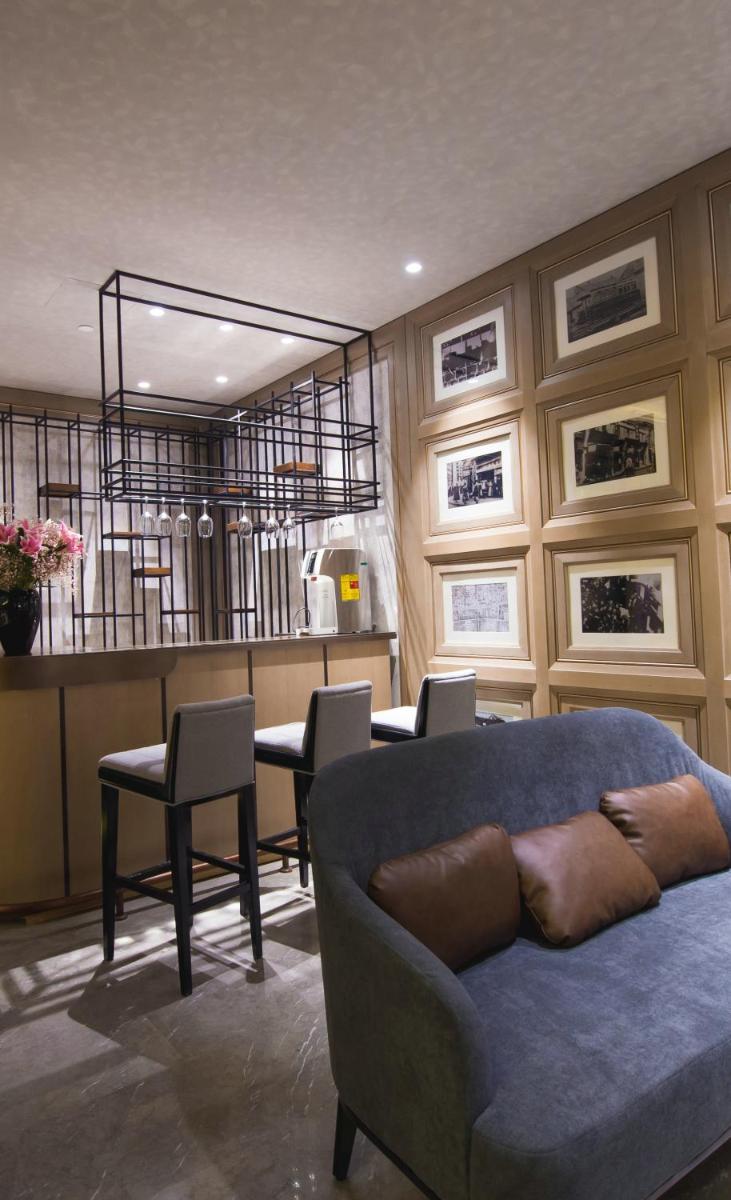 Jinjiang Metropolo Hotel Classic Nanjing Road (East) Shanghai - Housity