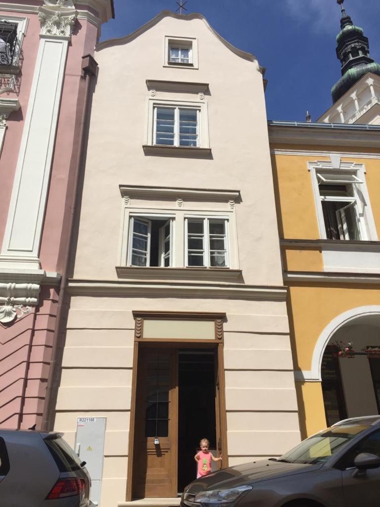 Dům Pod Věží - Housity