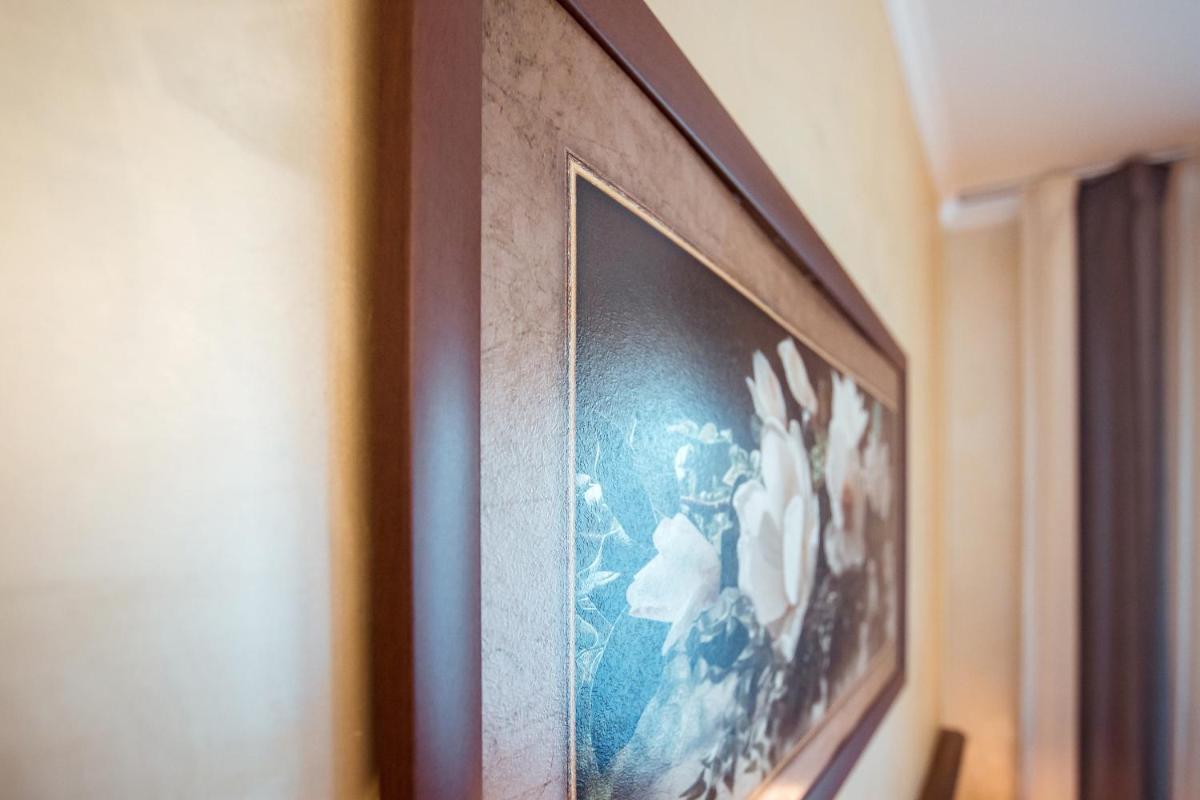 Chaika Hotel - Housity