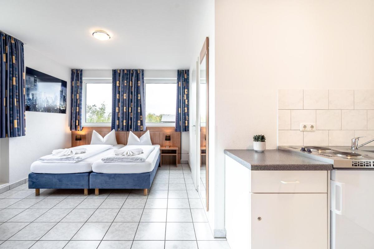 Hotel Fresh INN - Housity