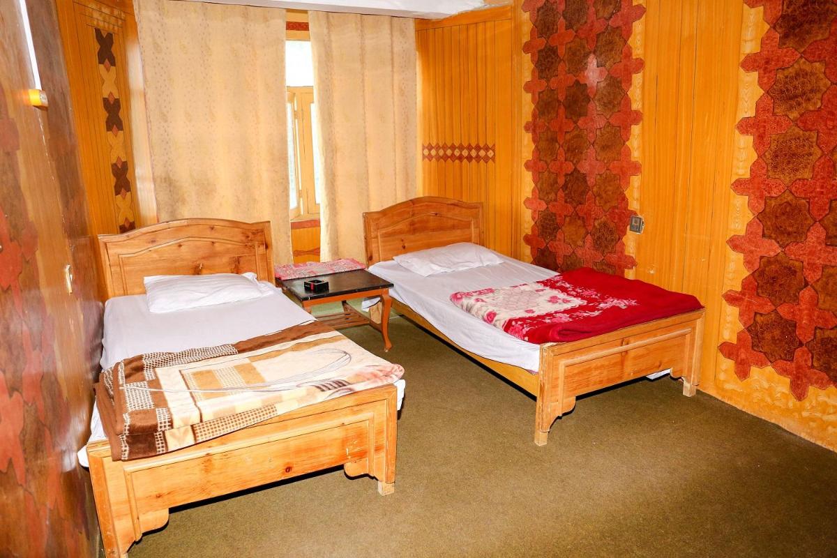 Paradise City Hotel - Housity