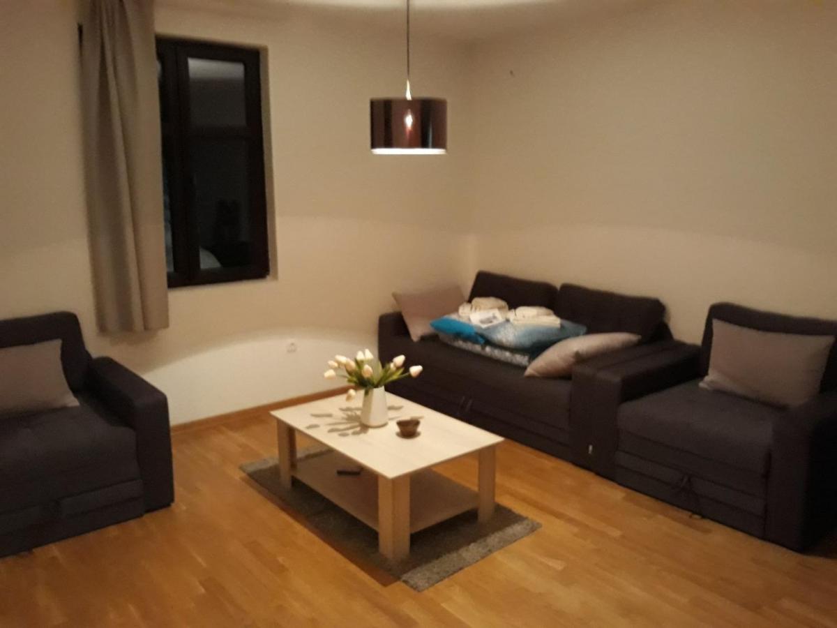 Dvori Apartments - Housity
