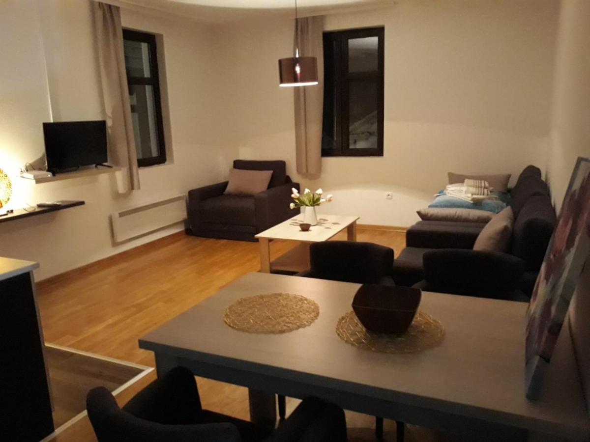 Dvori Apartments - Housity