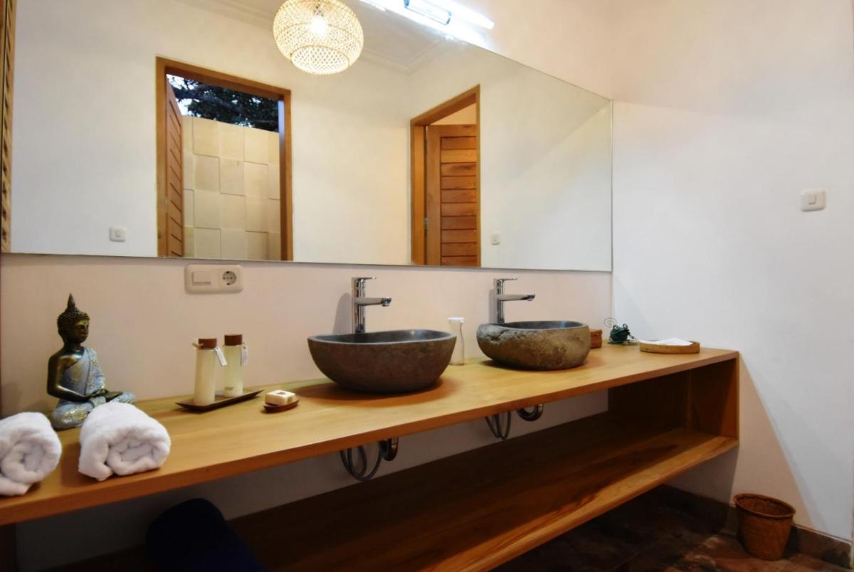 Suitetrails - Bali Mimpi luxurious villa with great ocean views!