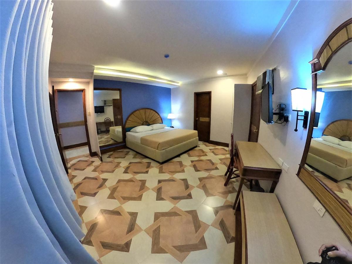 Hotel Valencia - Housity