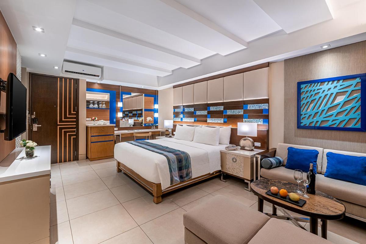 Henann Lagoon Resort - Housity