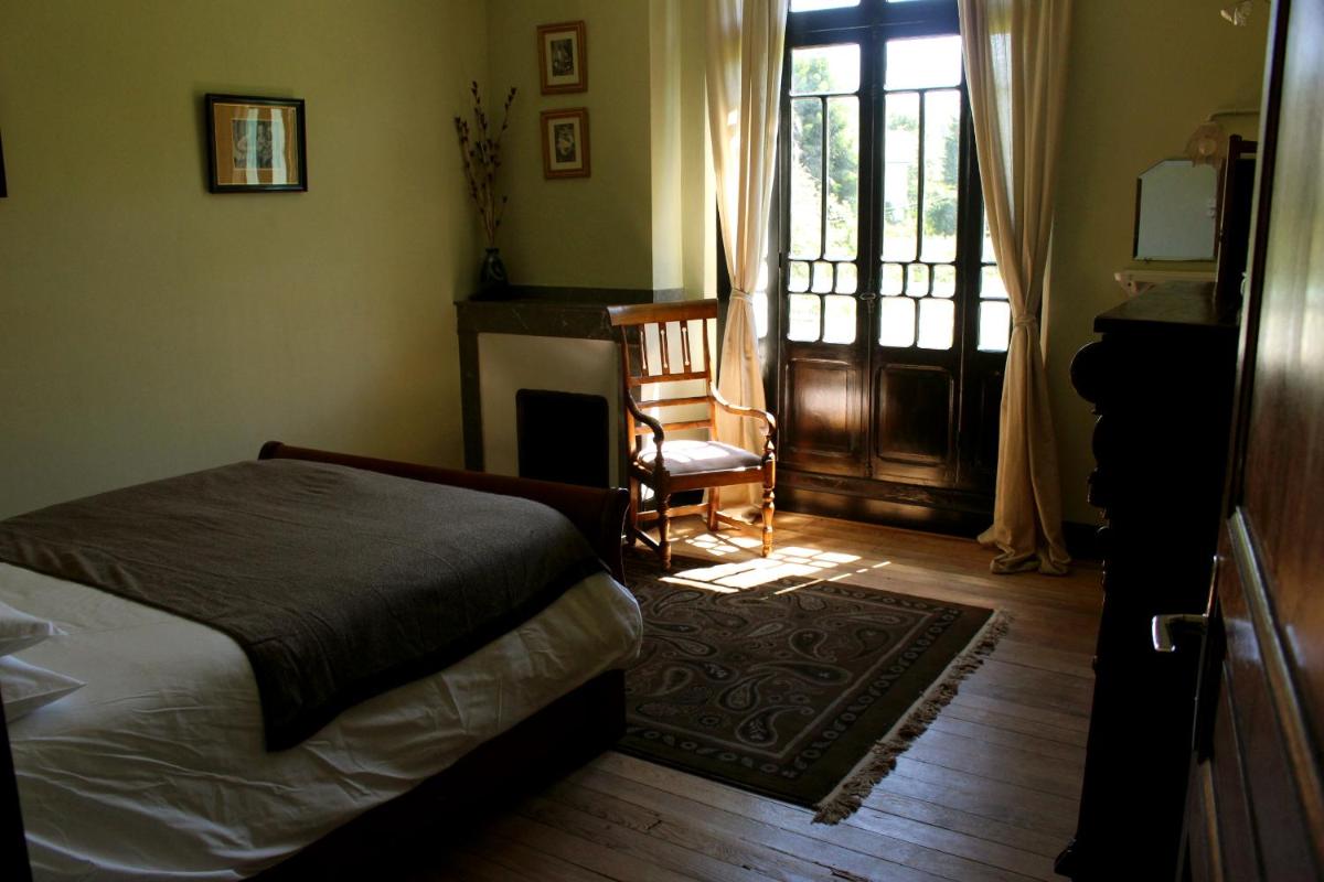 Maison Esmeralda Chambres D'Hotes et Gite - Housity