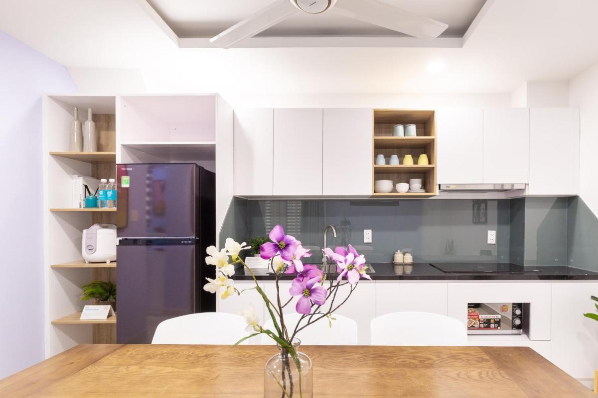 Cozrum Homes - Charming Corner - Housity