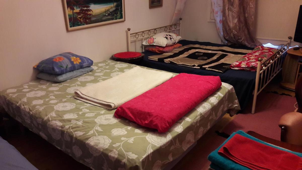 Next to City Center, Beside Bus and Train Station, Safe and Cozy Place - Housity