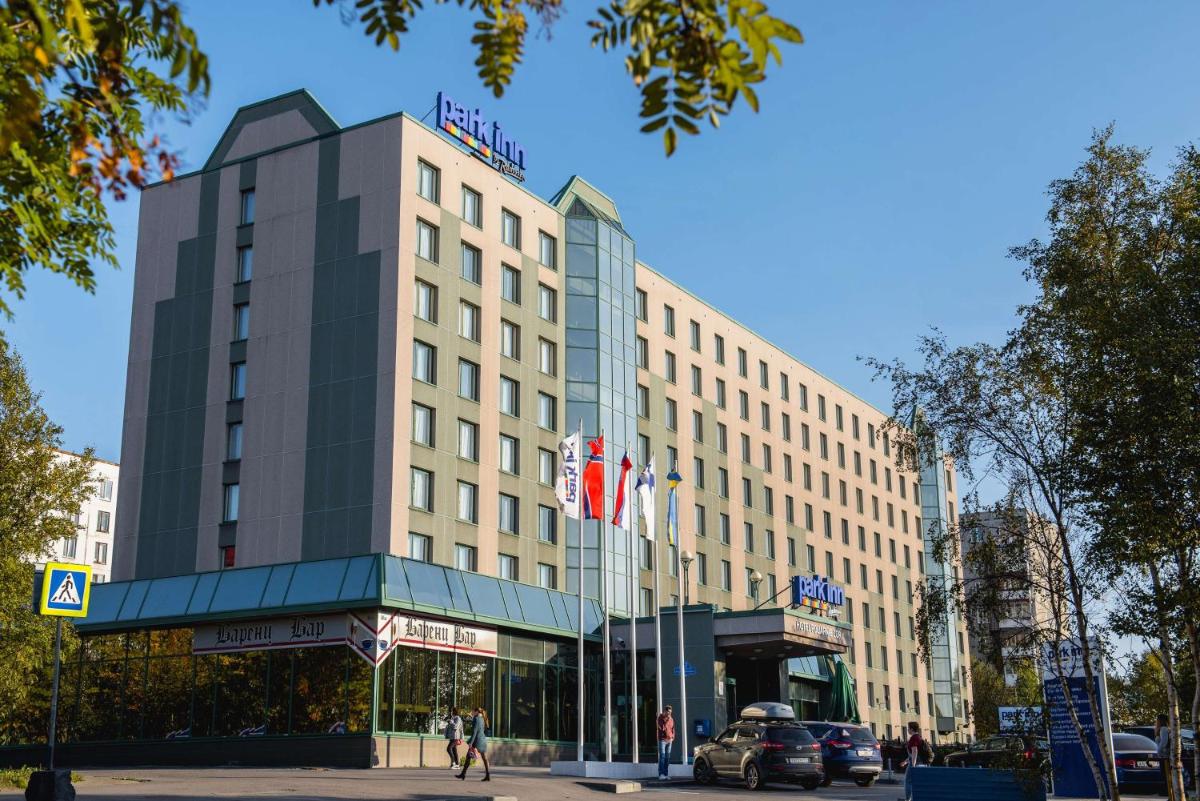 Park Inn by Radisson Poliarnie Zori - Housity