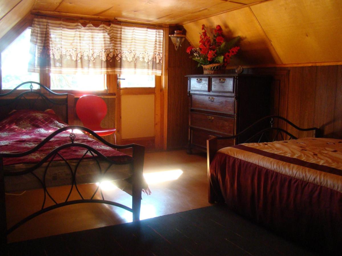 Karineeme Holiday House - Housity
