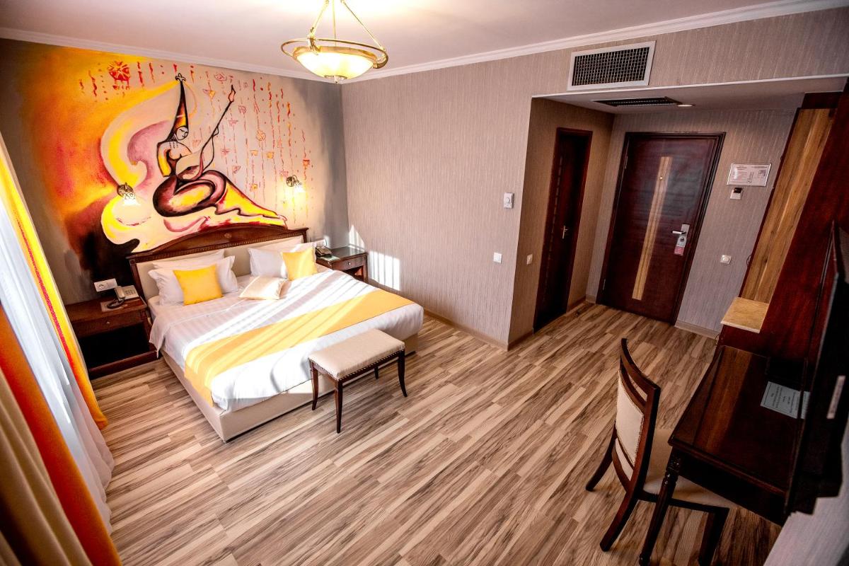 G Empire - Housity