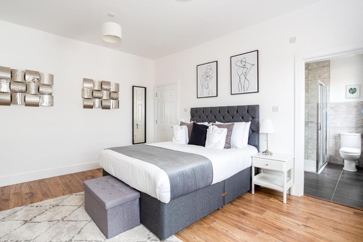 The Regency by Sorted Stay - Housity