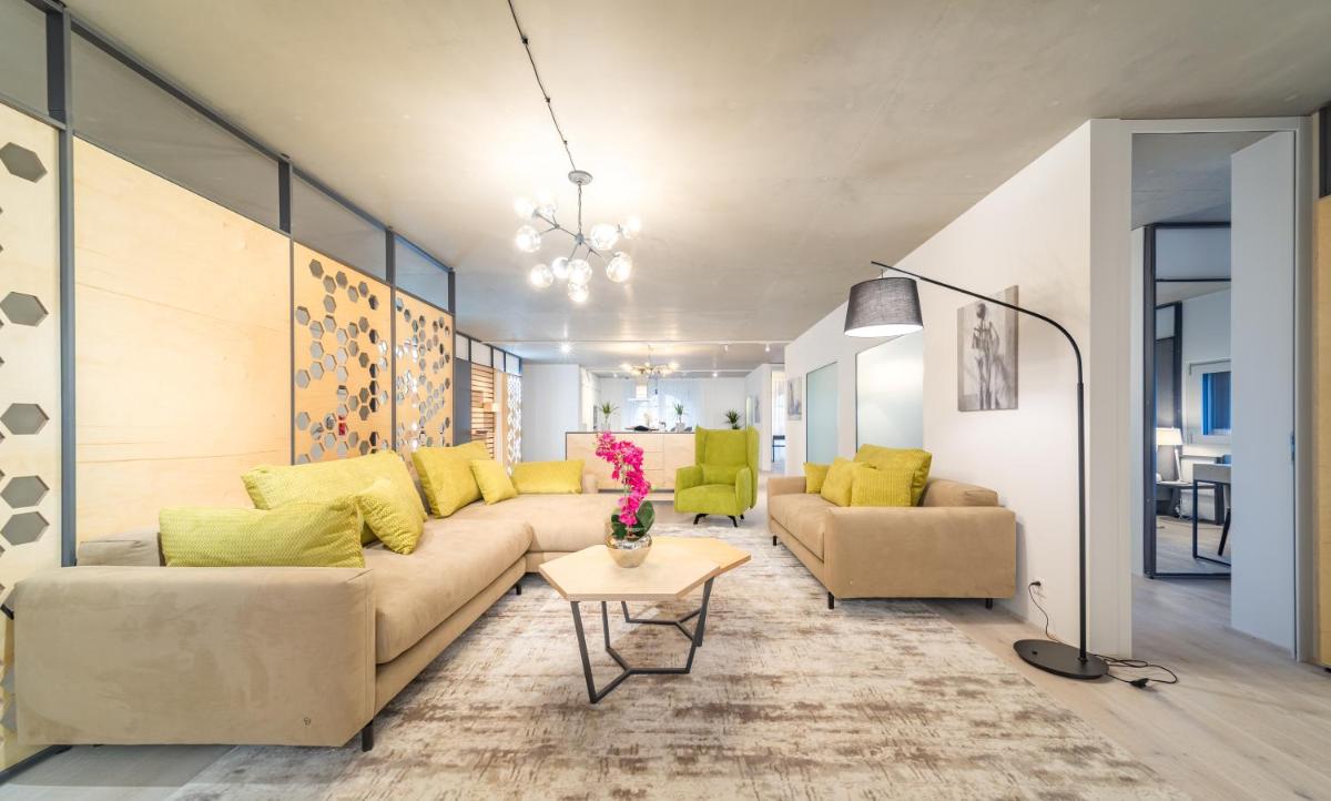 Suitetrails - Luxury 3BD Apartment City Center of Vevey by GuestLee