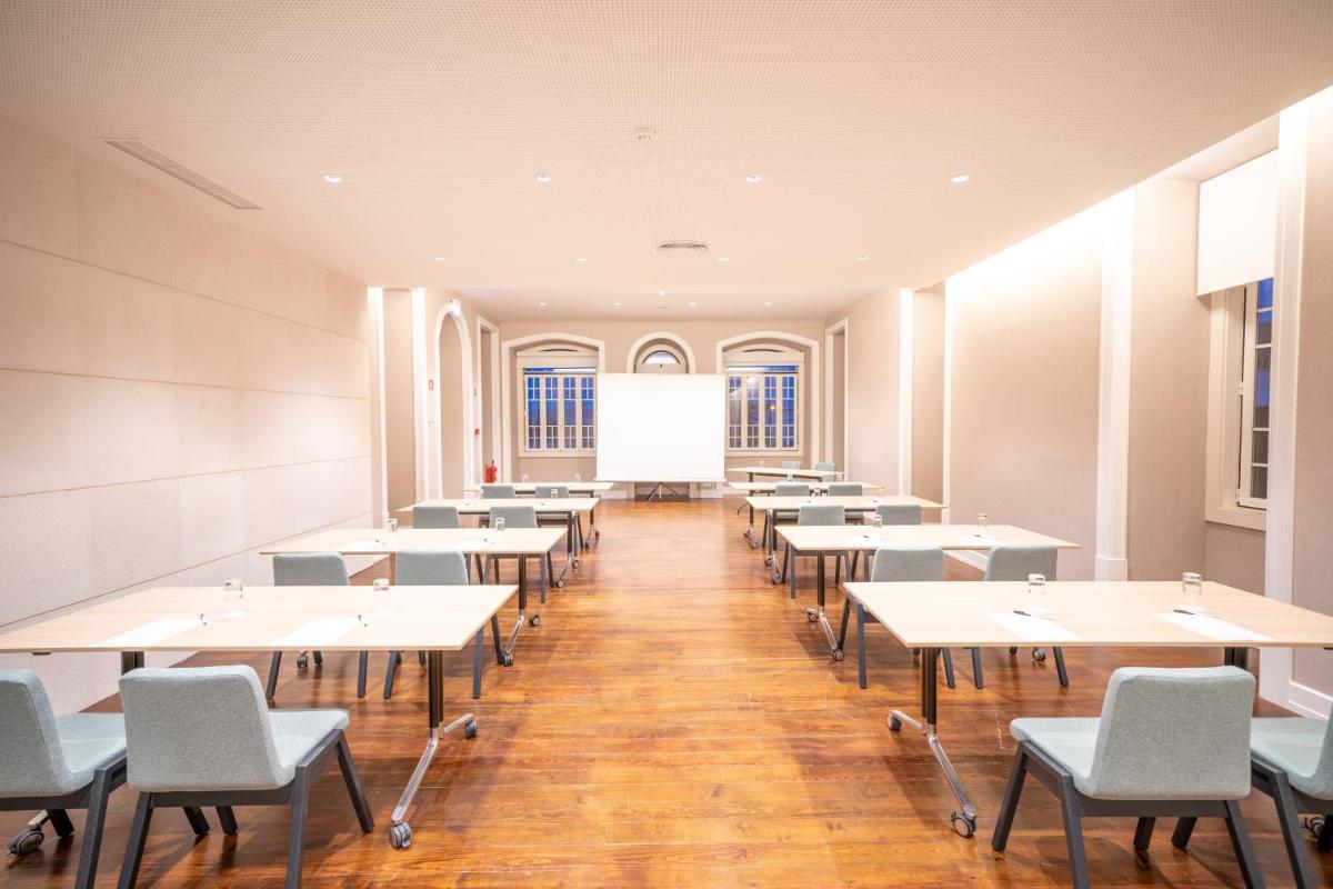 Um restaurante ou outro lugar para comer em Monte Real - Hotel, Termas & Spa